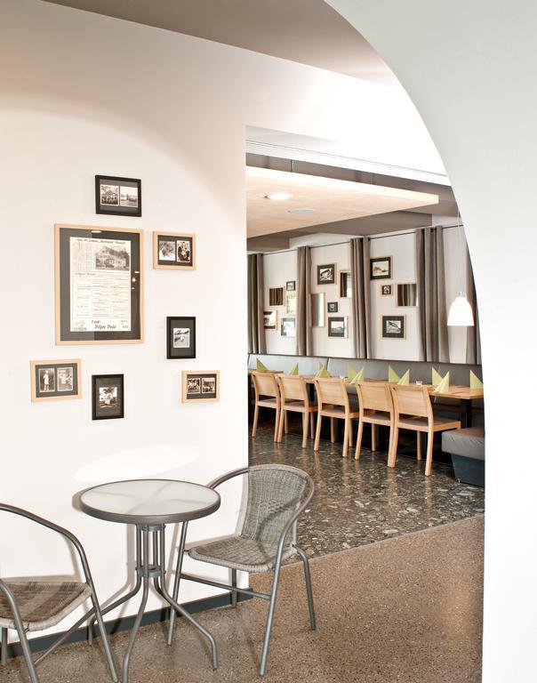 FDH Hotel Waldhorn מראה חיצוני תמונה