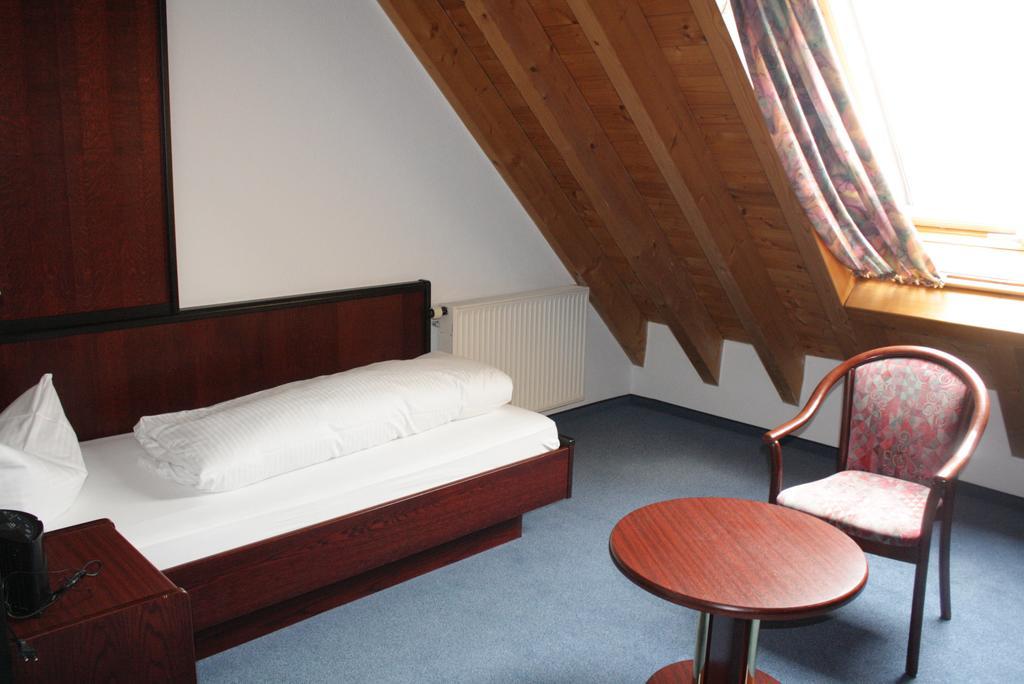 FDH Hotel Waldhorn מראה חיצוני תמונה