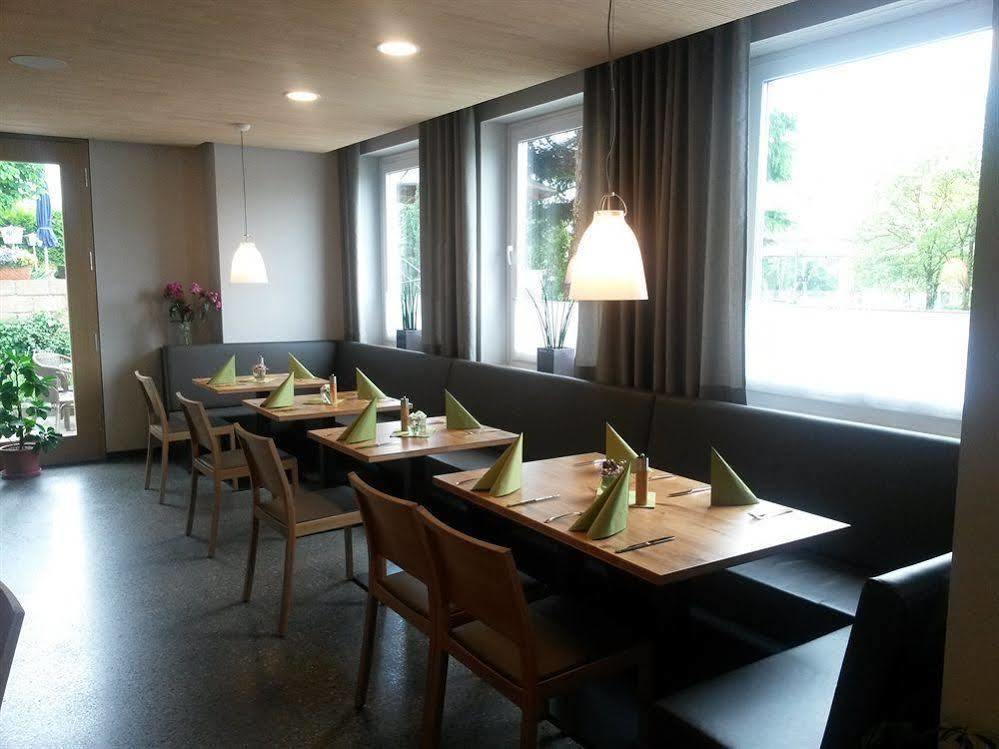 FDH Hotel Waldhorn מראה חיצוני תמונה