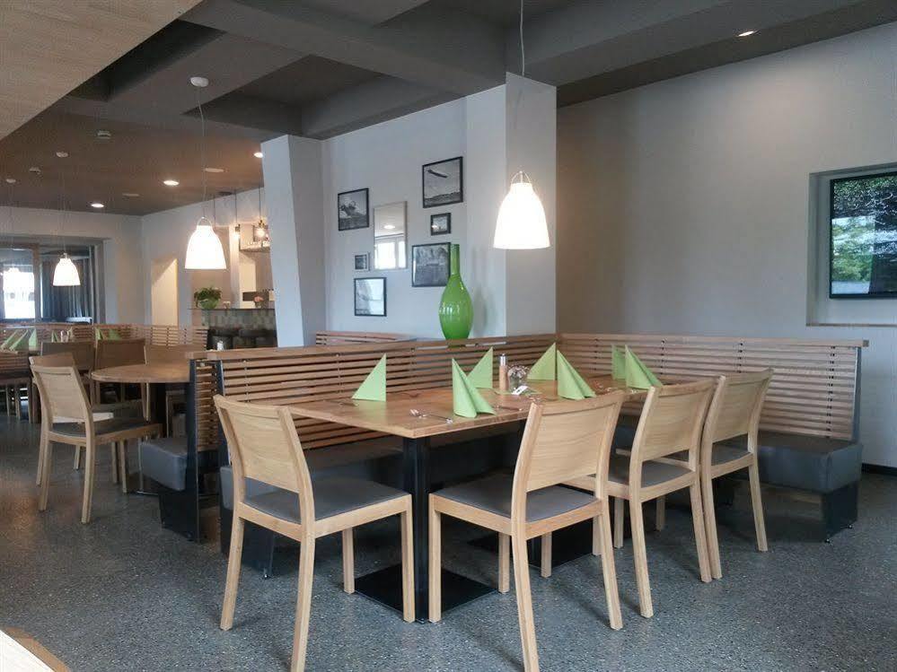 FDH Hotel Waldhorn מראה חיצוני תמונה