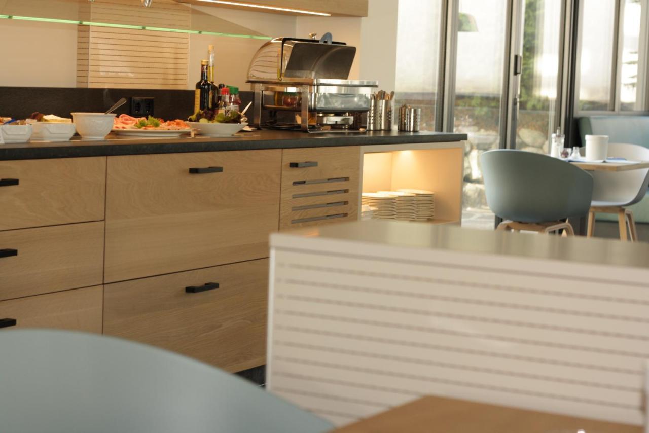 FDH Hotel Waldhorn מראה חיצוני תמונה